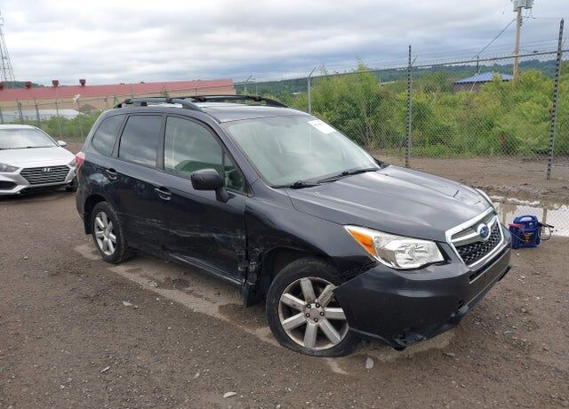 2016 SUBARU Forester