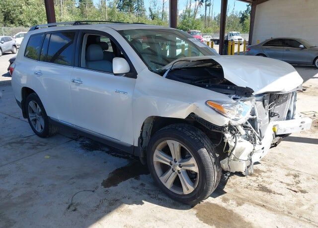 2012 TOYOTA Highlander
