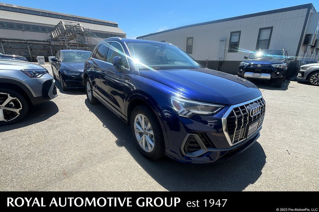 2024 AUDI Q3