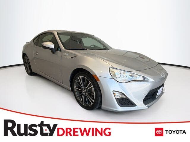 2015 TOYOTA Scion