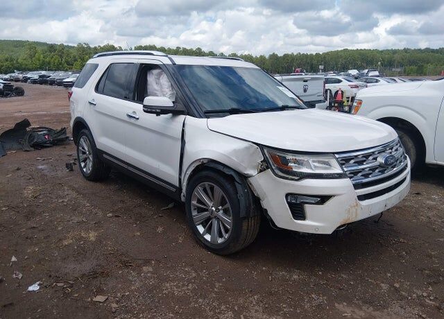 2018 FORD Explorer