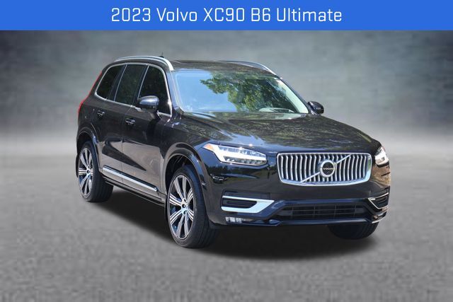 2023 VOLVO XC90