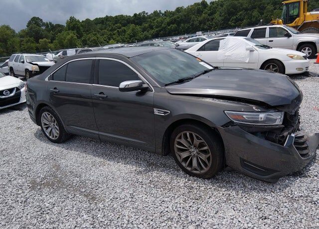 2017 FORD Taurus