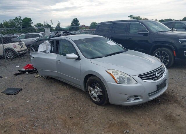 2011 NISSAN Altima