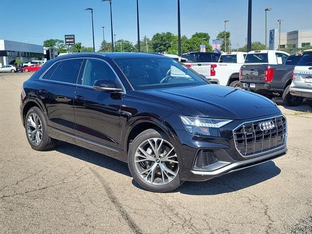 2021 AUDI Q8
