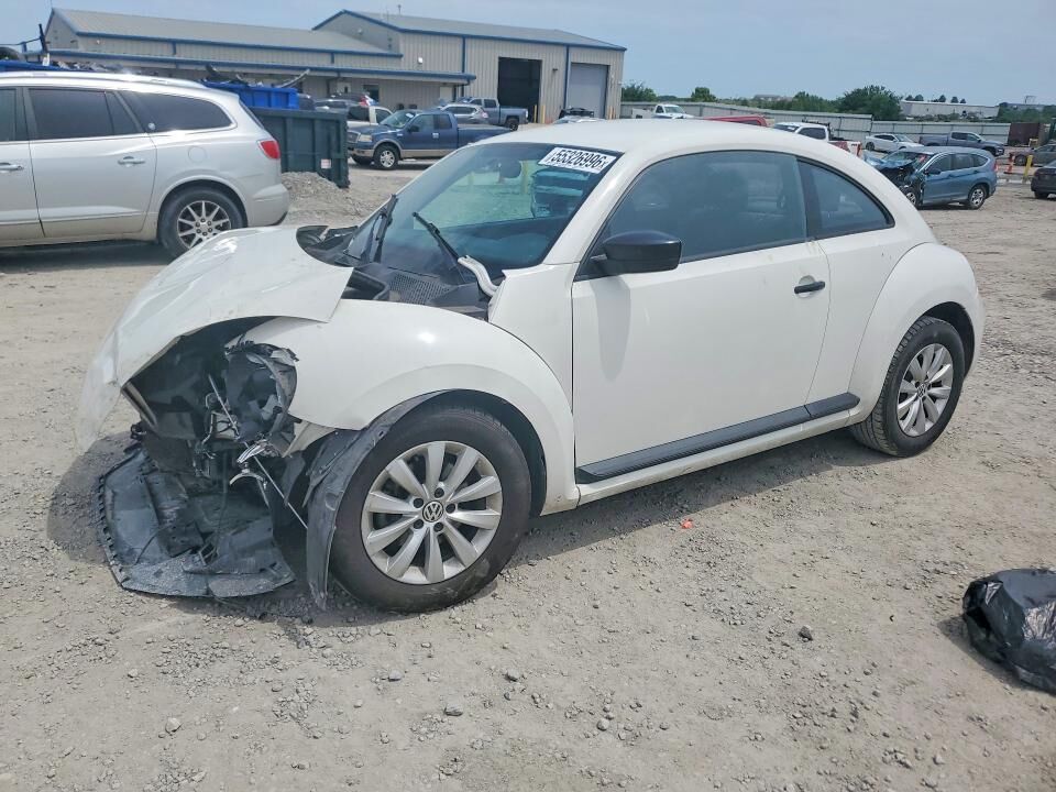 2013 VOLKSWAGEN Beetle
