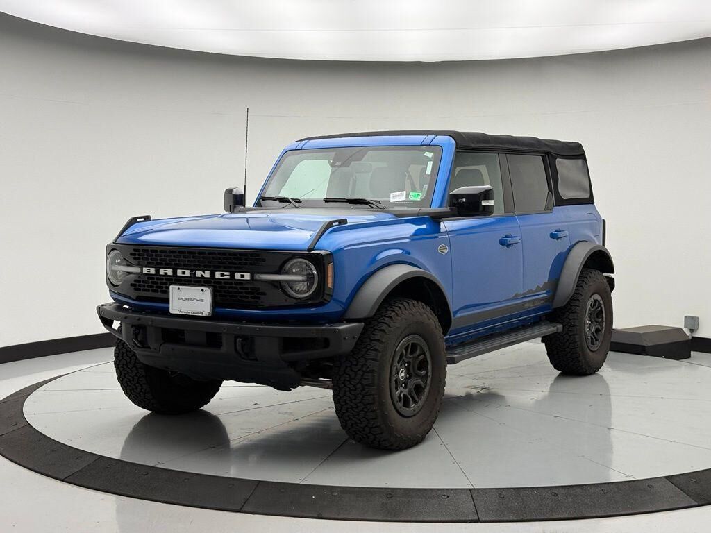2021 FORD Bronco