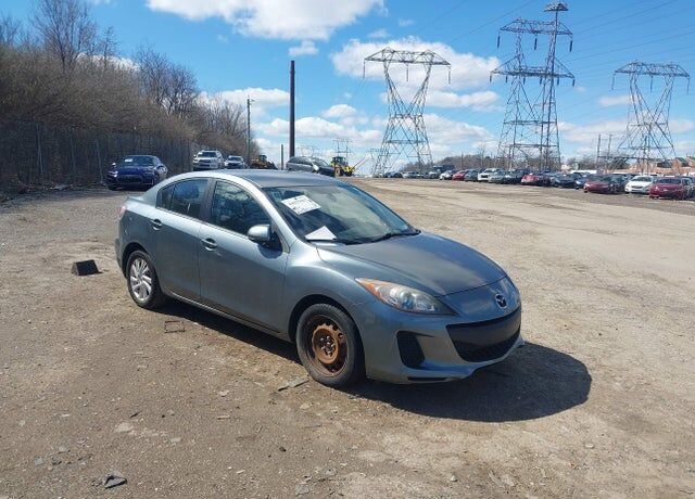 2012 MAZDA Mazda3