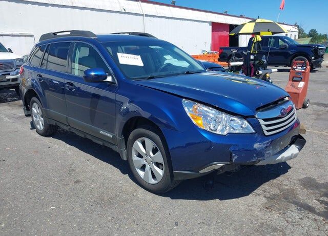 2010 SUBARU Outback