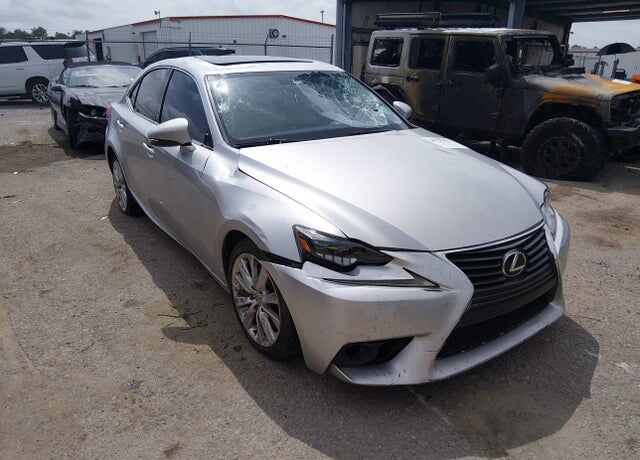 2016 LEXUS IS