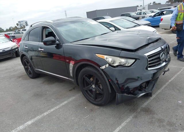 2014 INFINITI QX70