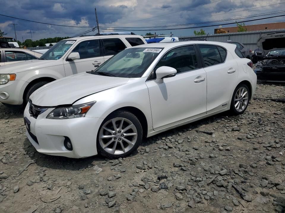 2013 LEXUS CT