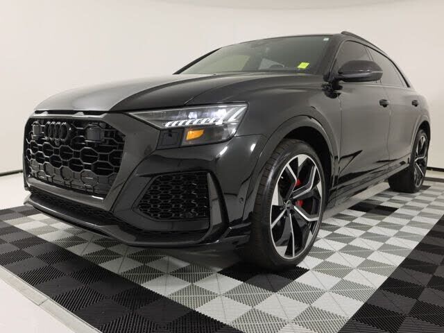2024 AUDI RS Q8