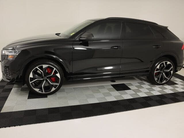 2024 Audi RS Q8