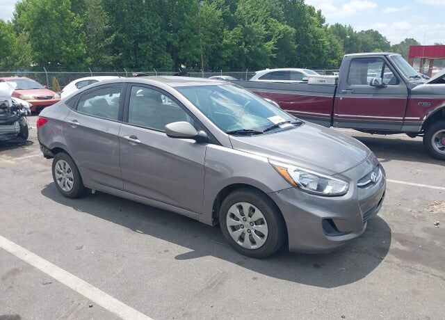2017 HYUNDAI Accent