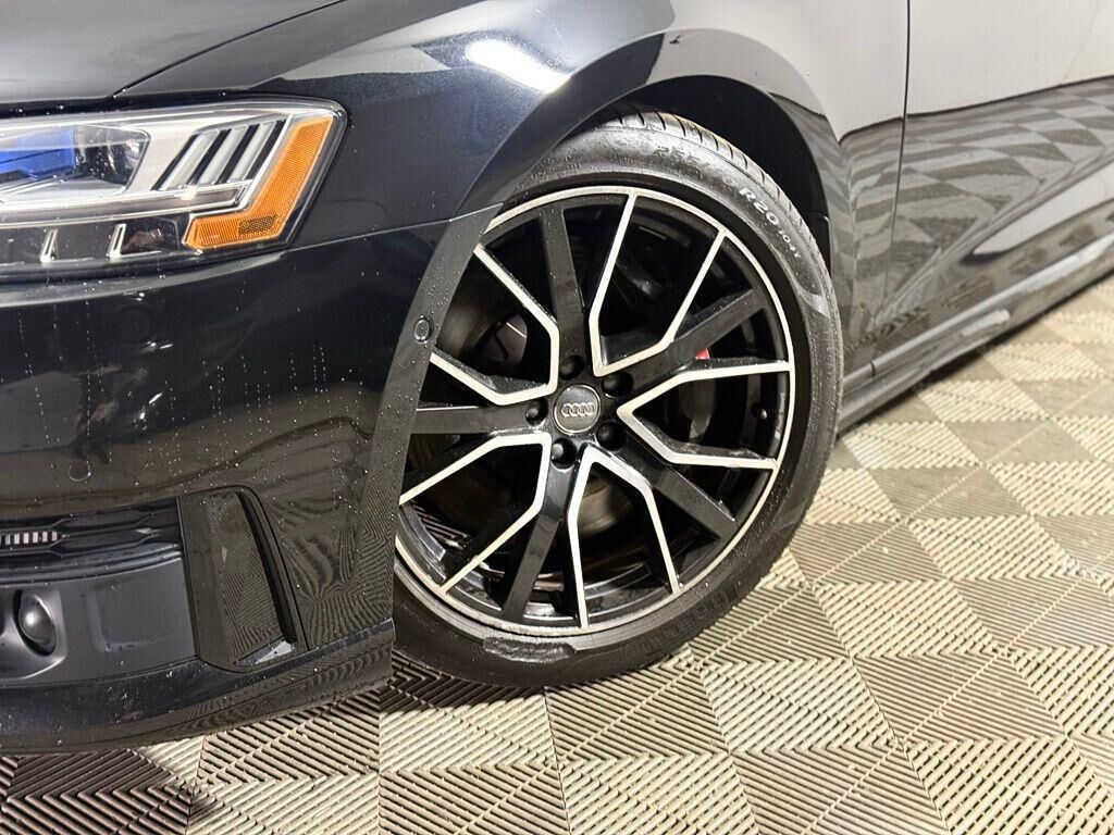 2020 Audi S8