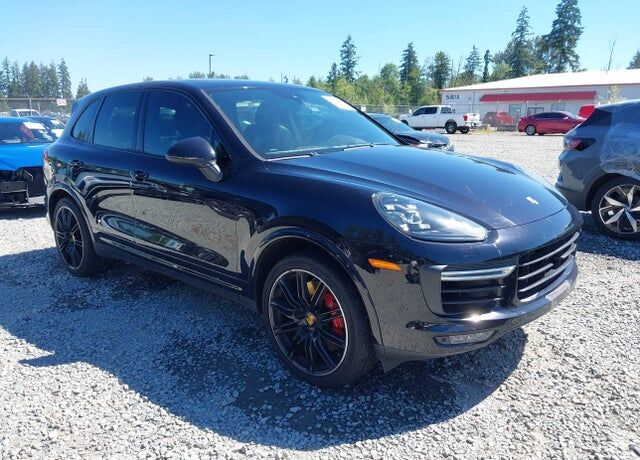 2016 PORSCHE Cayenne