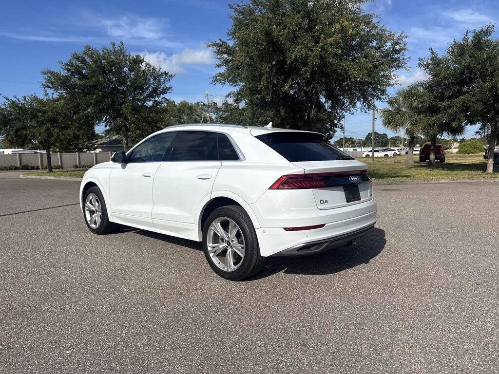 2023 Audi Q8