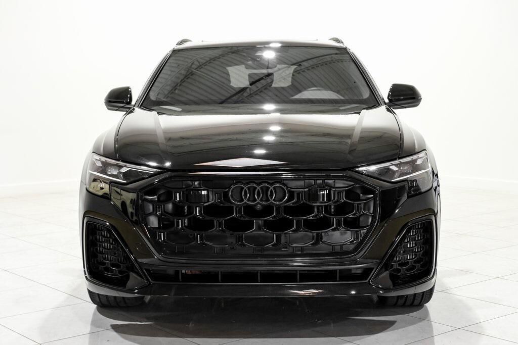 2024 Audi SQ8