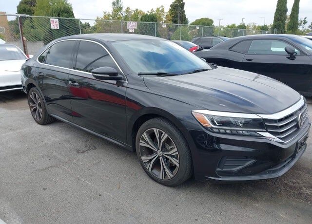 2021 VOLKSWAGEN Passat