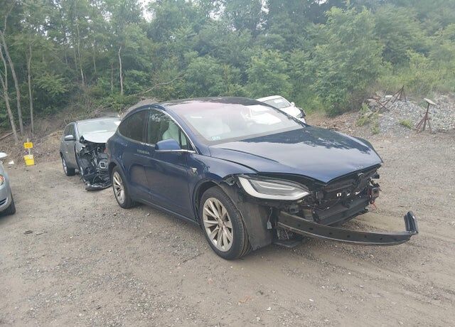 2017 TESLA Model X