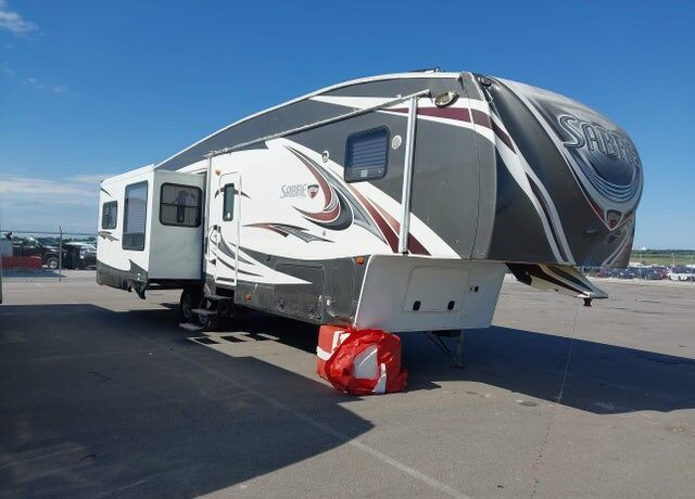 2013 FOREST RIVER Sabre