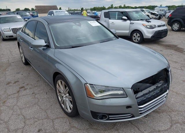 2014 AUDI A8