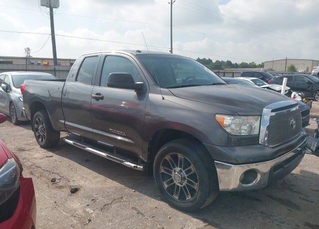 2012 TOYOTA Tundra
