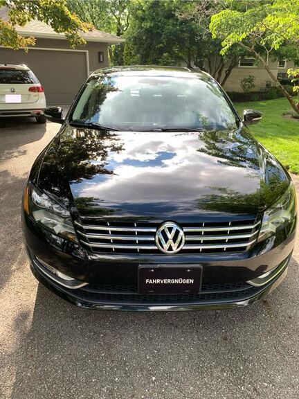 2013 VOLKSWAGEN Passat
