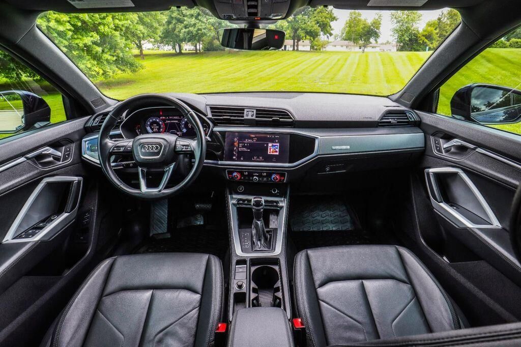 2022 Audi Q3