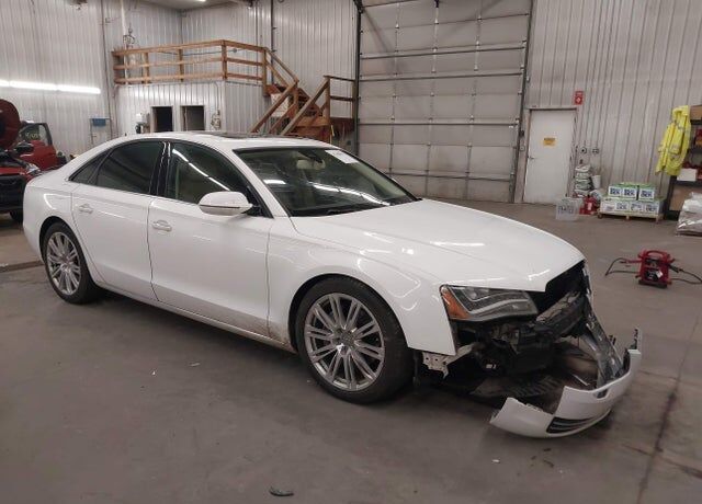 2013 AUDI A8