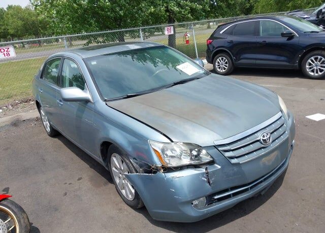 2007 TOYOTA Avalon
