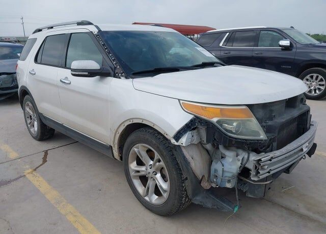 2013 FORD Explorer