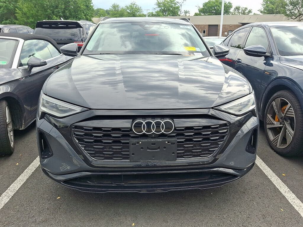 2024 Audi Q8