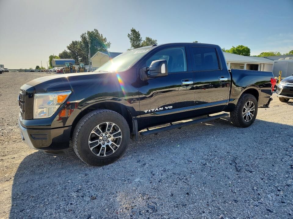 2020 NISSAN Titan