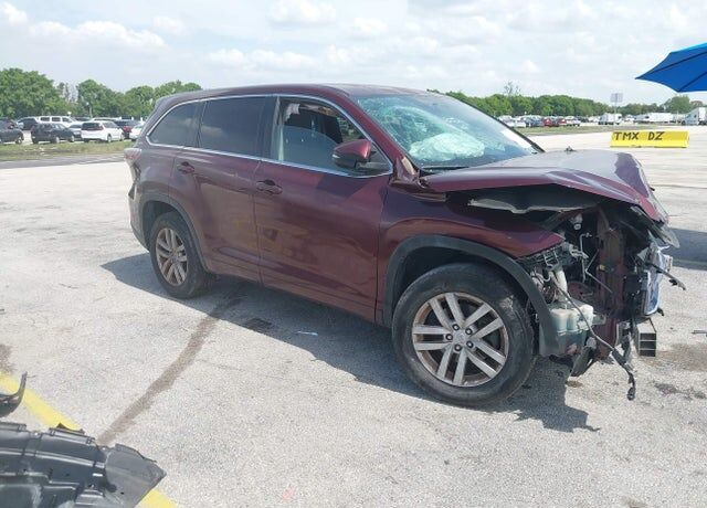 2015 TOYOTA Highlander