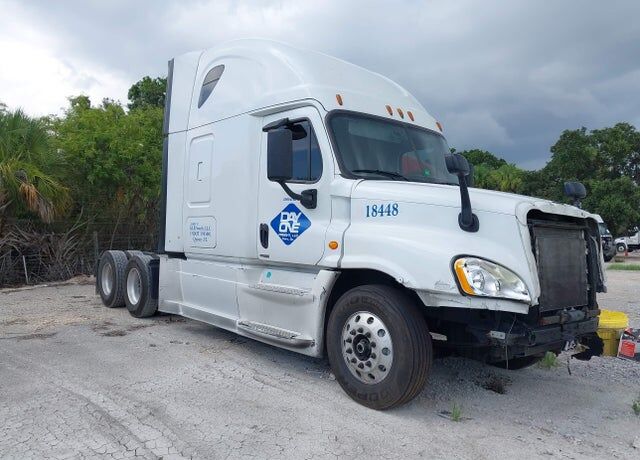 2017 FREIGHTLINER Cascadia