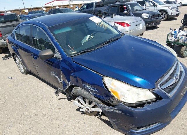 2011 SUBARU Legacy