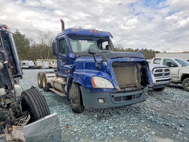 2010 FREIGHTLINER Cascadia
