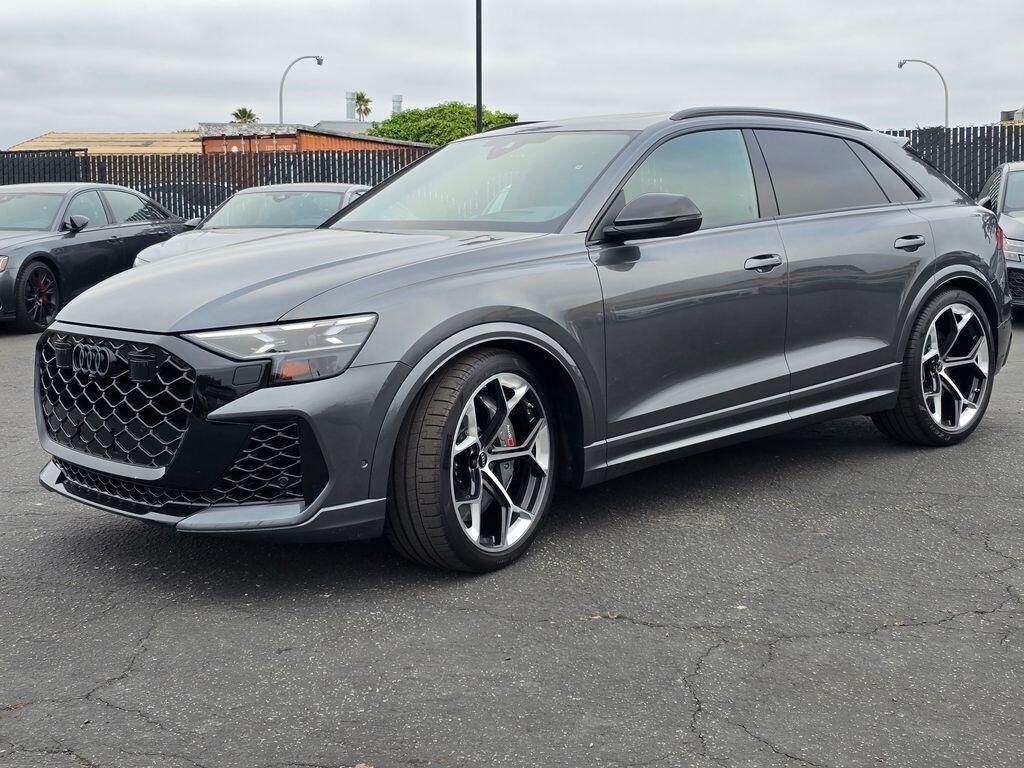 2026 Audi RS Q8