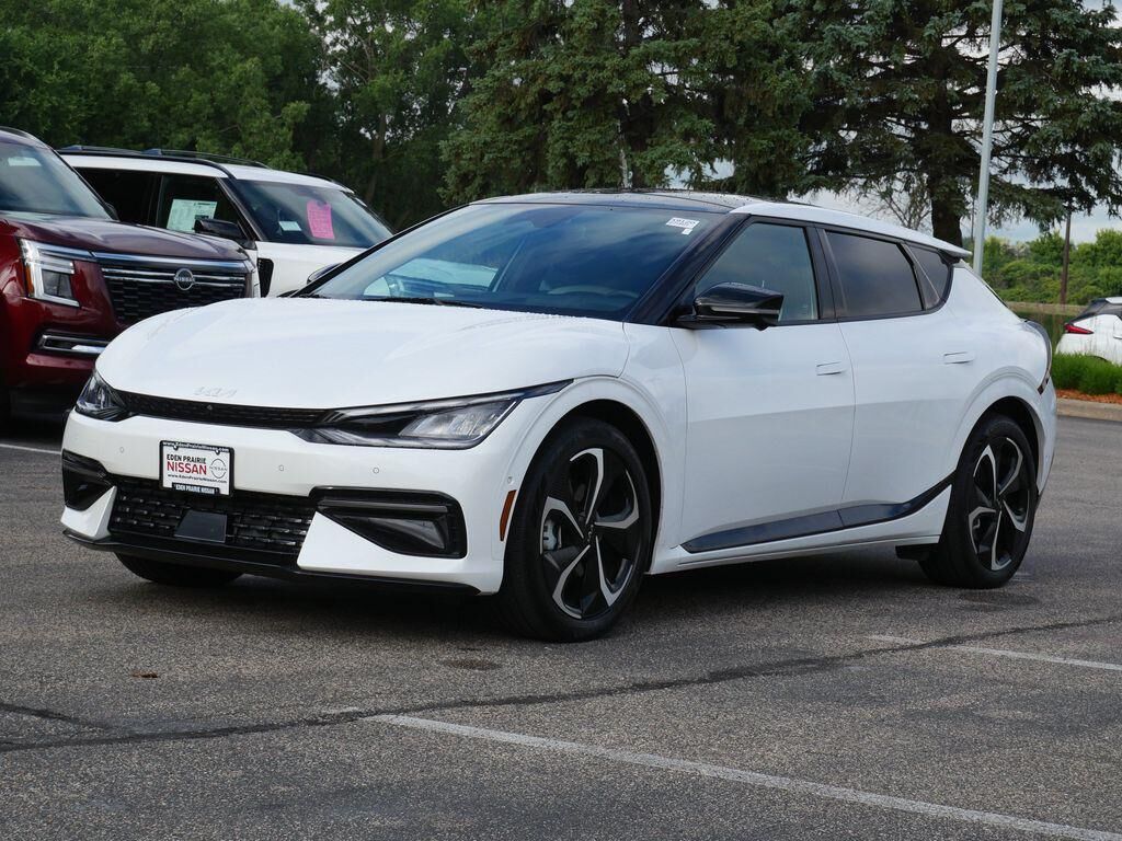 2023 KIA EV6
