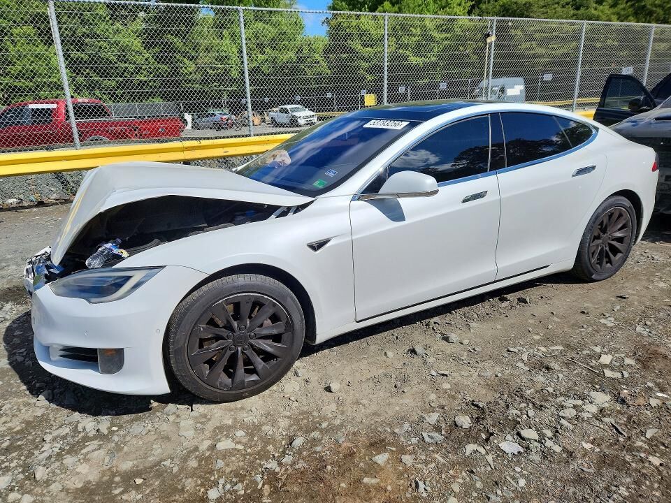 2016 TESLA Model S