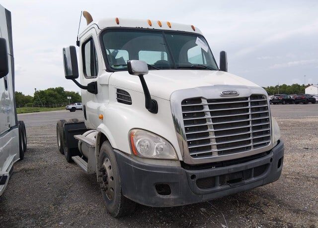 2013 FREIGHTLINER Cascadia