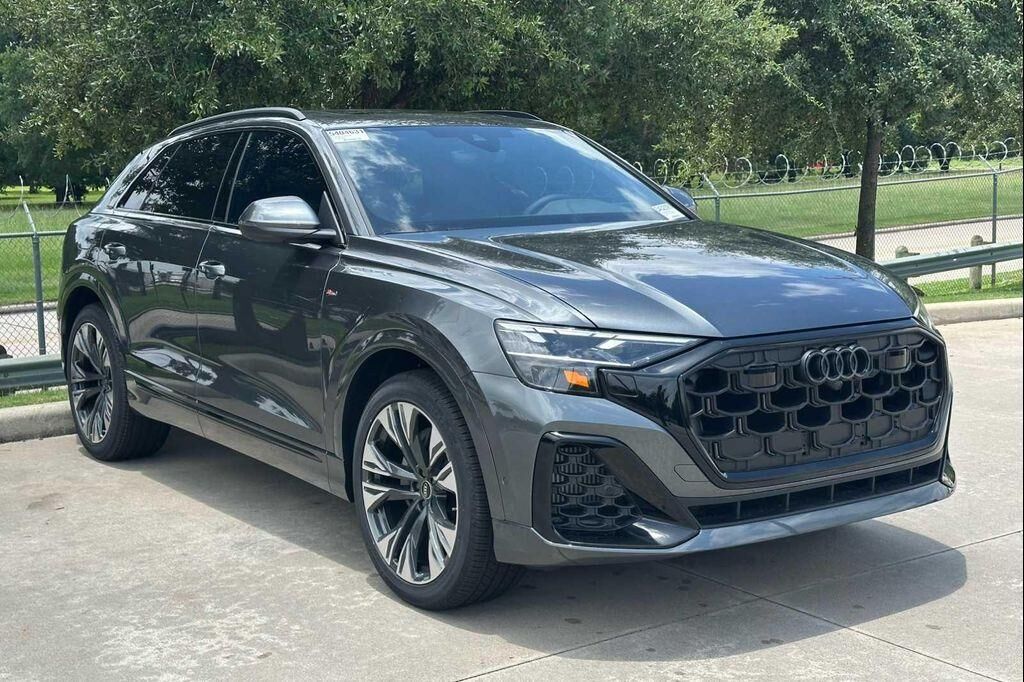 2026 Audi Q8