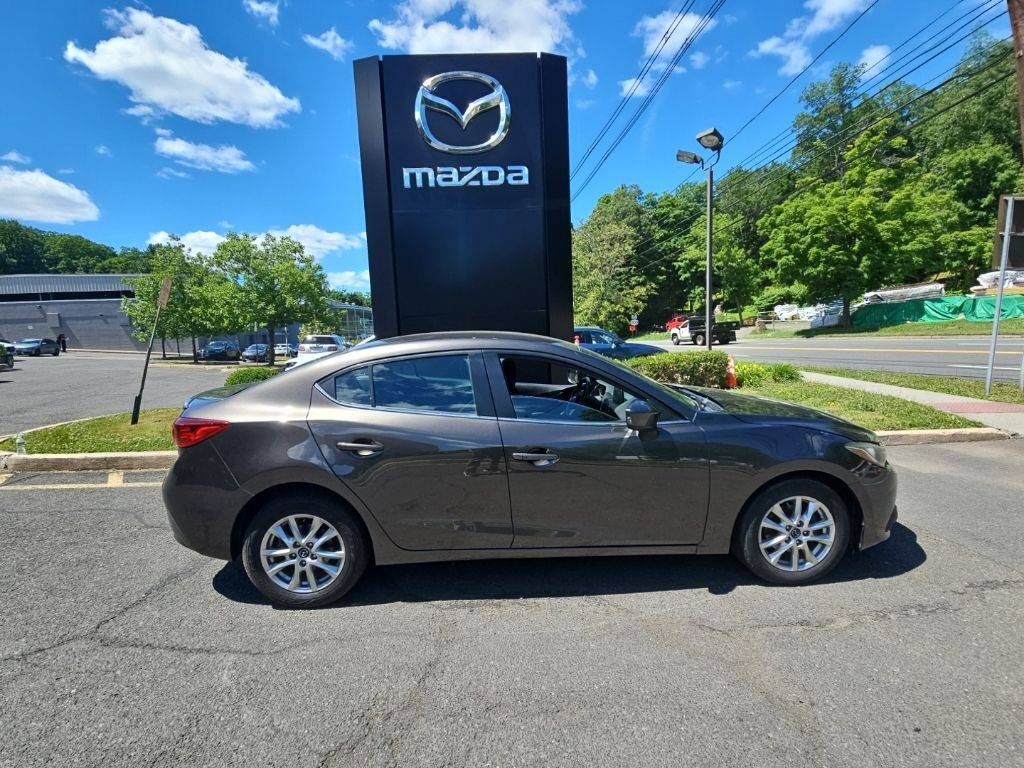 2015 MAZDA Mazda3