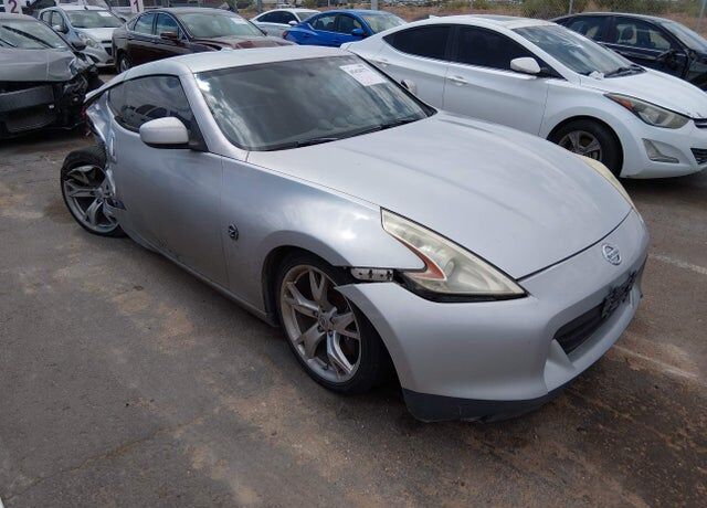 2012 NISSAN 370Z