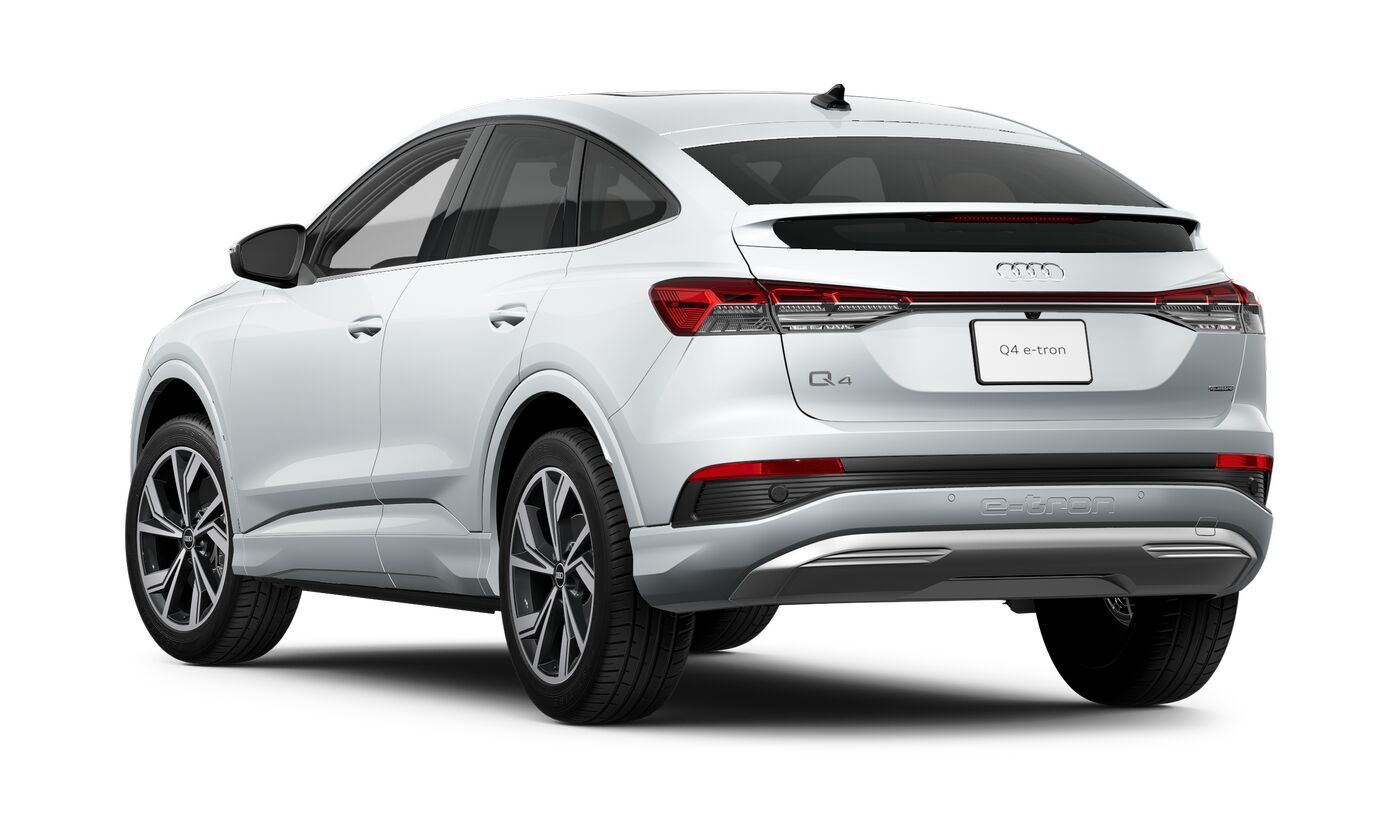 2022 Audi Q4