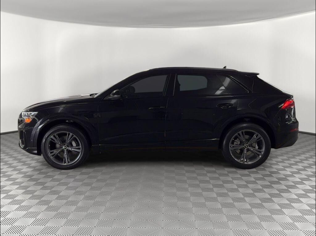 2026 Audi Q8