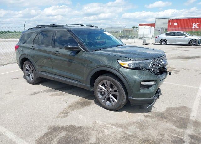 2022 FORD Explorer