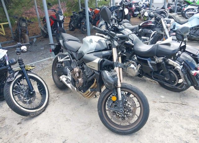 2024 HONDA CB